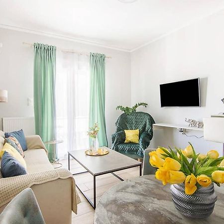 Bright Apartment For 6 Ppl In เอเธนส์ ภายนอก รูปภาพ