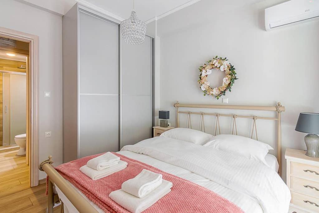 Bright Apartment For 6 Ppl In เอเธนส์ ภายนอก รูปภาพ