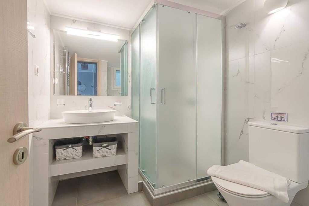 Bright Apartment For 6 Ppl In เอเธนส์ ภายนอก รูปภาพ